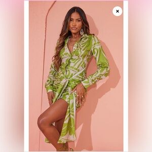 Pretty little thing Green Abstract Tie Front Shirt Dress size 12